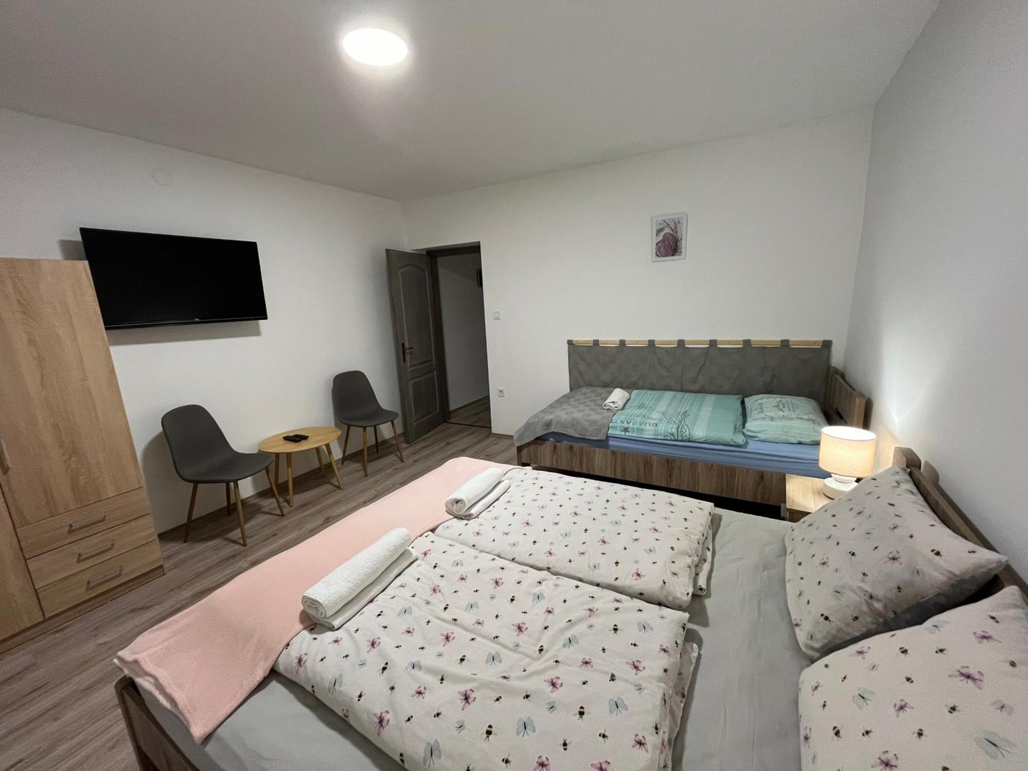 Mini Zoo Apartman 瑙吉考尼饶 外观 照片